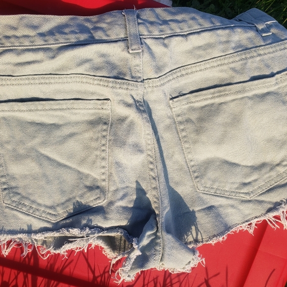 Women's shorts! - Picture 5 of 5